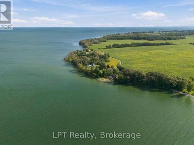 House for sale in Ontario