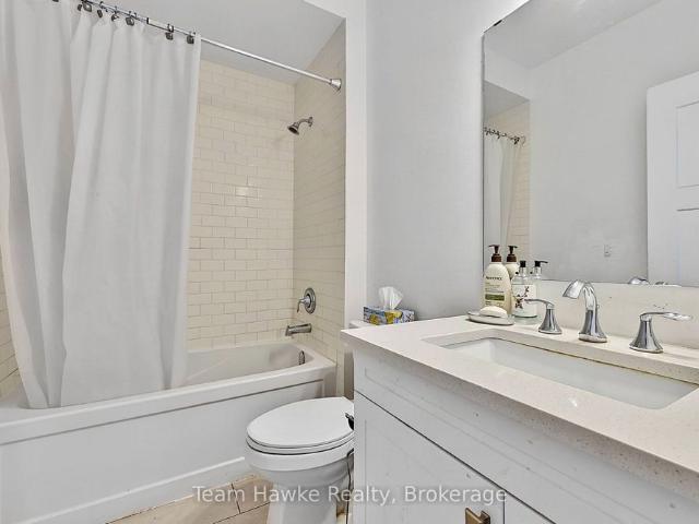 House for rent in Midland, Central Ontario