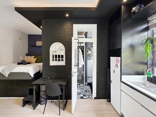 Apartment for sale in Sea Point, Cape Town