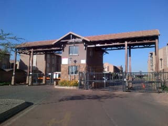 Apartment for rent in Waterkloof, Gauteng