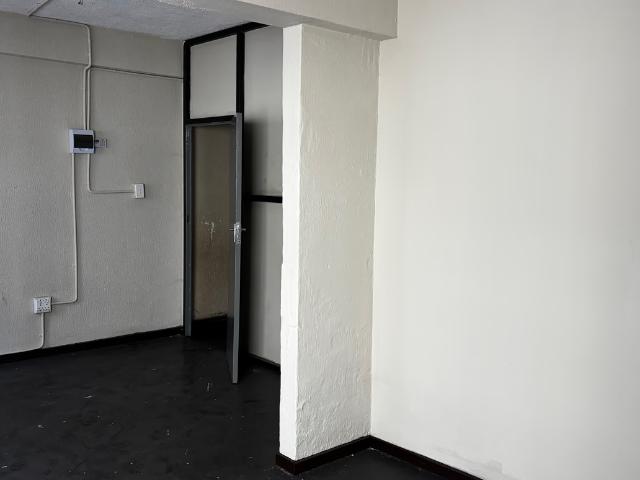 Apartment for rent in Seaview, Kwazulu-natal