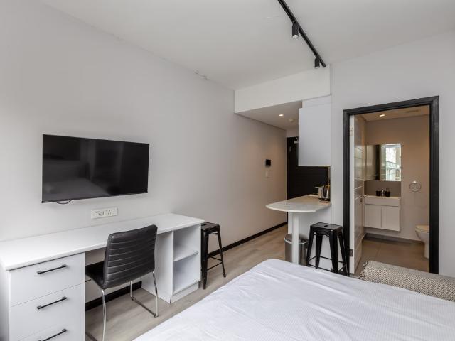 Apartment for rent in Foreshore, Cape Town