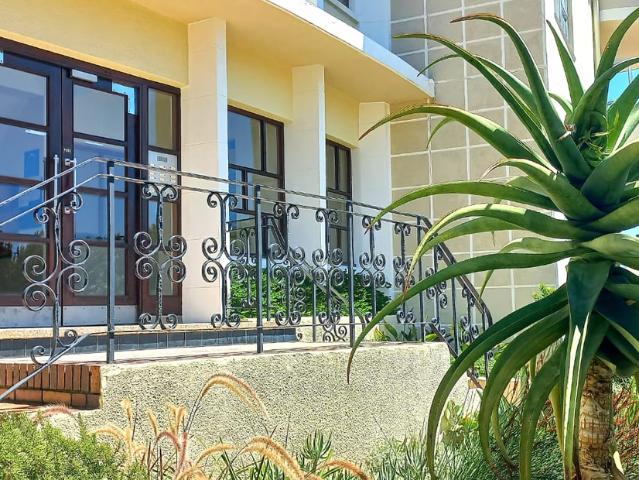 Apartment for rent in Cape Town Ward 115, Cape Town