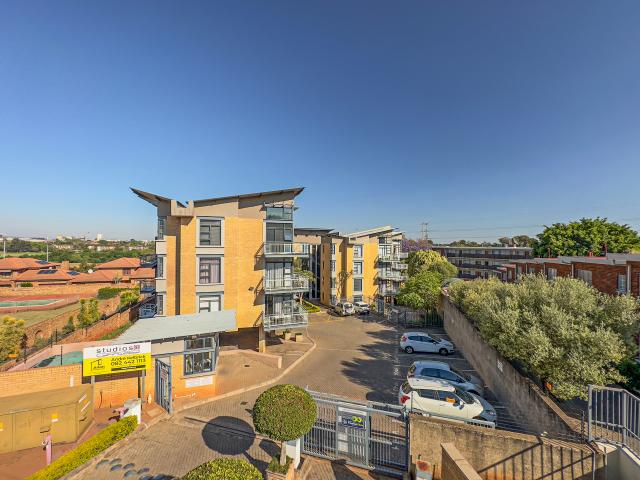 Apartment for rent in Waterkloof, Gauteng