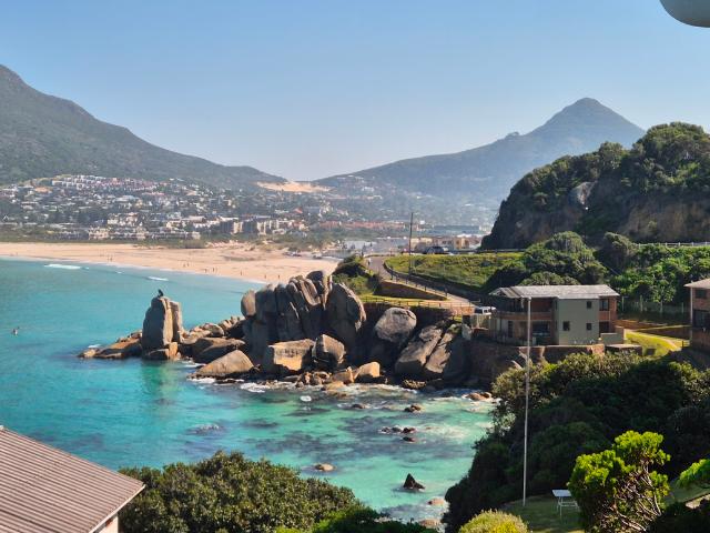 Apartment for rent in Hout Bay, Western Cape