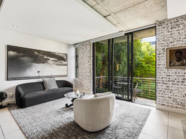 Apartment for rent in Birnam Park, Rosebank