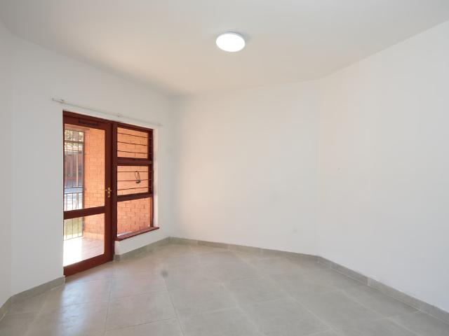 Apartment for rent in Nooitgedacht, Gauteng