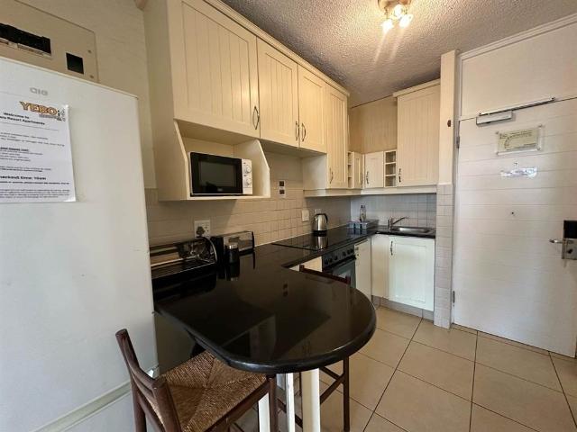 Flat for sale in Seaview, Kwazulu-natal