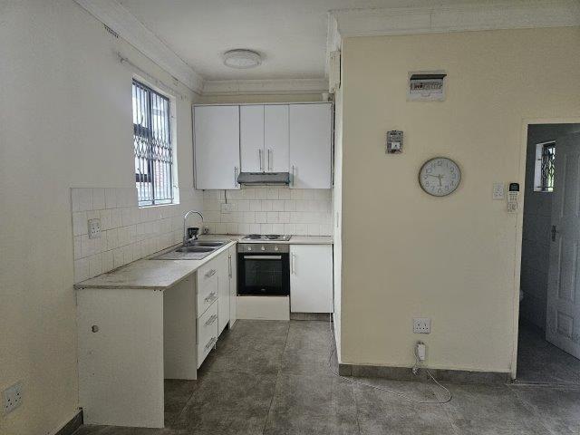 Apartment for rent in Seaview, Kwazulu-natal