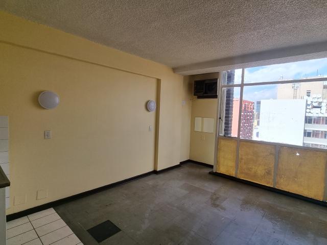 Apartment for rent in Doornfontein, Johannesburg