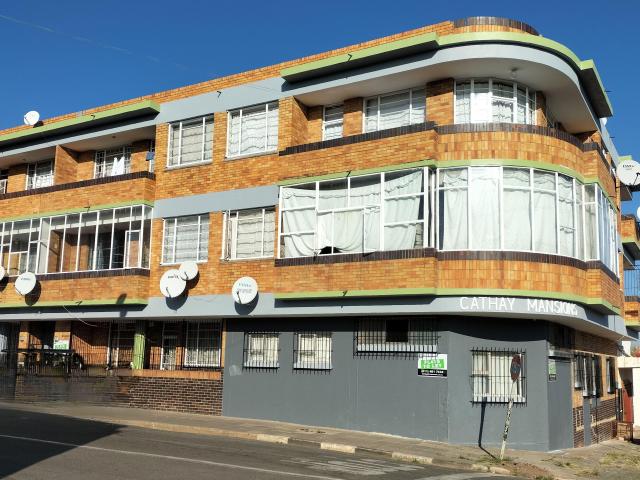 Apartment for rent in Jeppestown, Johannesburg