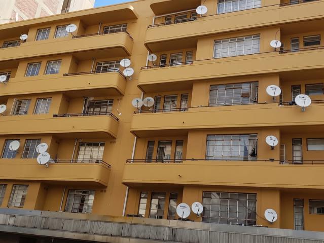 Apartment for rent in Doornfontein, Johannesburg