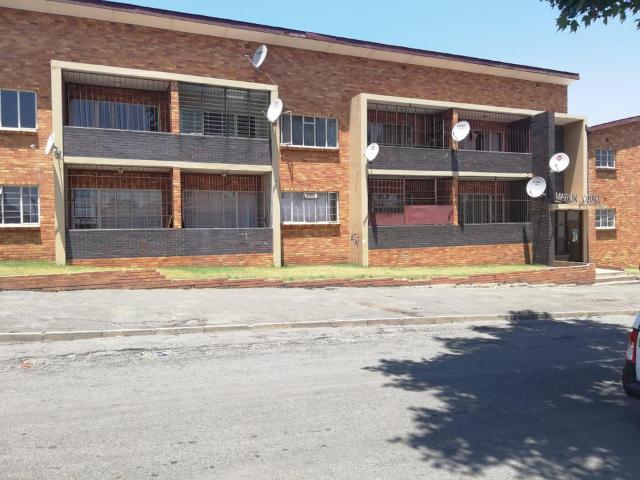 Apartment for rent in Vosloorus, Gauteng