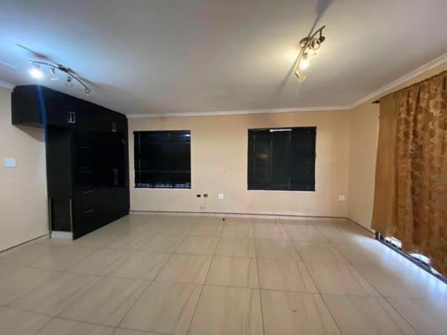 Property for rent in Seaview, Kwazulu-natal