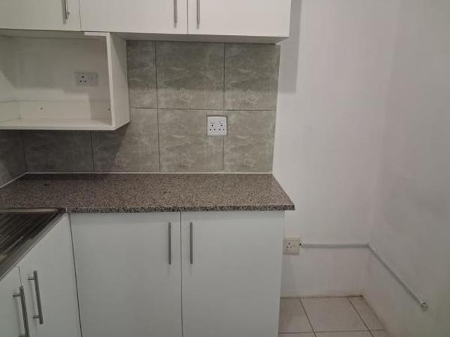 House for rent in Seaview, Kwazulu-natal