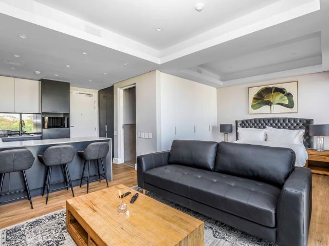 Apartment for rent in Birnam Park, Rosebank