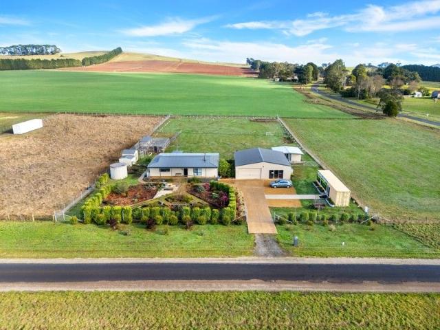 House for sale in Mollongghip, Victoria