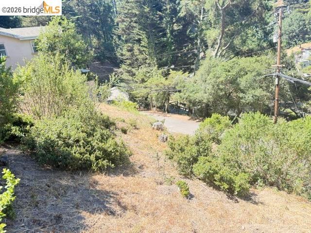 Land for sale in Oakland, California