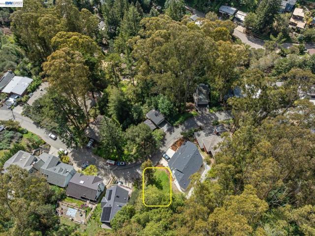 Land for sale in Oakland, California