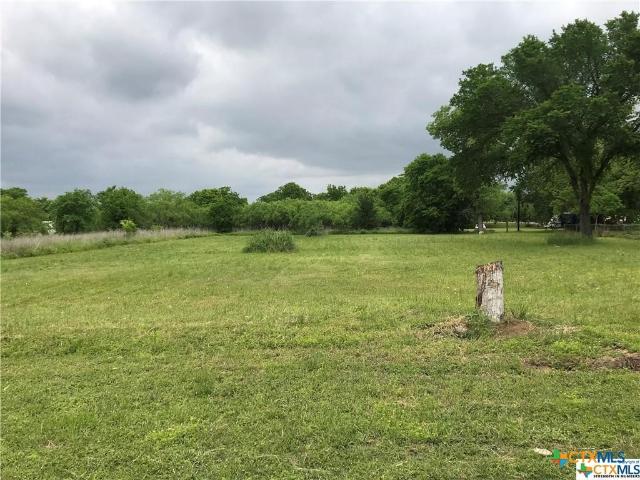 Land for sale in Luling, Texas