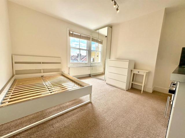 Apartment for rent in London Borough of Ealing, Greater London
