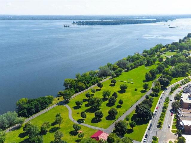 Apartment for rent in St. Leonard's, Quebec