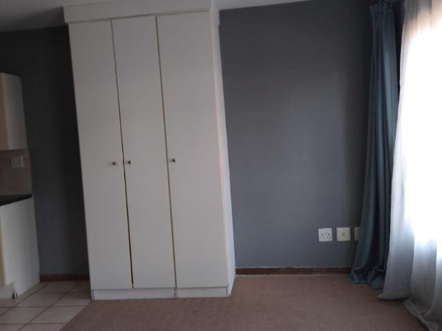 Apartment for sale in Vosloorus, Gauteng