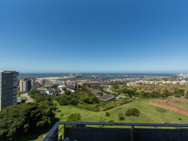 Apartment for sale in Port Elizabeth, Eastern Cape