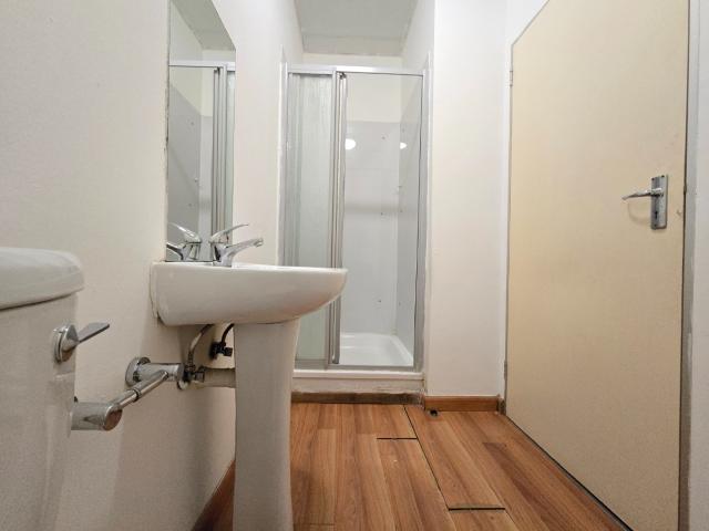 Apartment for sale in Vosloorus, Gauteng