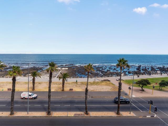 Apartment for sale in Cape Town, Western Cape