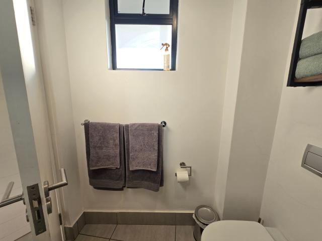 Apartment for sale in Mt Edgecombe, Kwazulu-natal