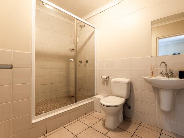 Apartment for sale in Onverwacht, Western Cape