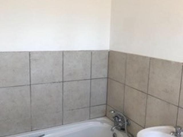 Apartment for rent in Alexandra, Gauteng