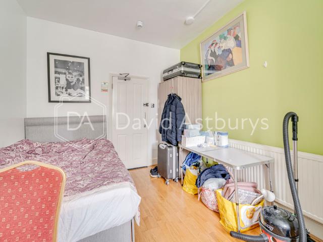 Studio for rent in Somers Town, Greater London