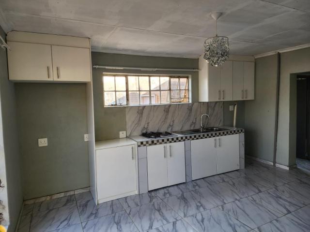 Apartment for rent in Ekurhuleni Ward 21, City of Ekurhuleni Metropolitan Municipality
