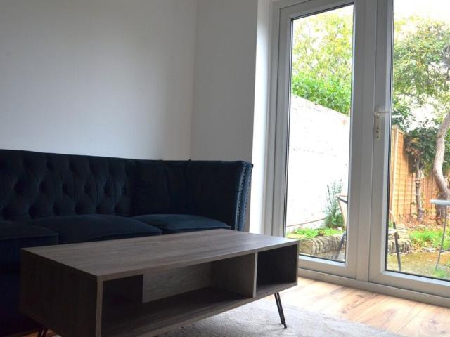 Studio for rent in Ashford, Spelthorne
