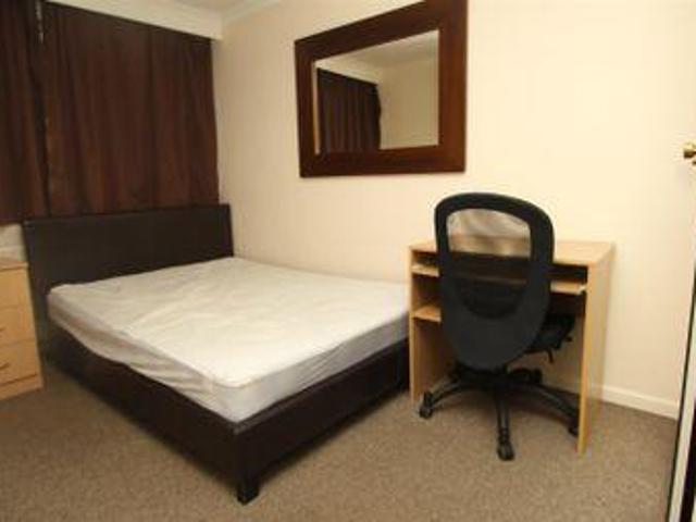 House for rent in Pouchen End, Hertfordshire
