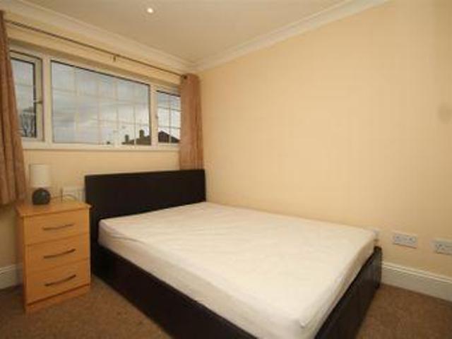 House for rent in Pouchen End, Hertfordshire