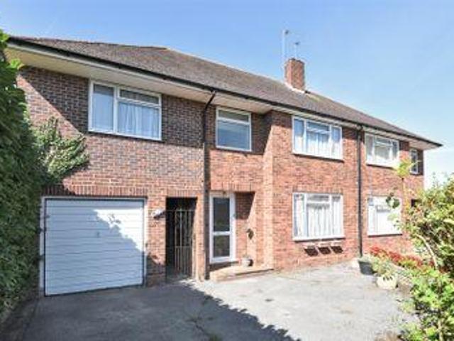House for rent in Woking, Surrey