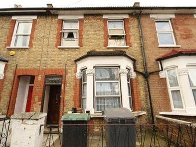 House for rent in Lyons, Greater London