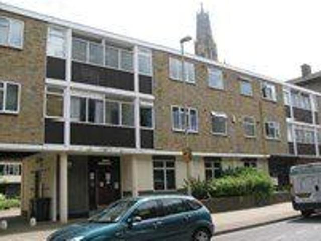 House for sale in Gloucester, Gloucestershire