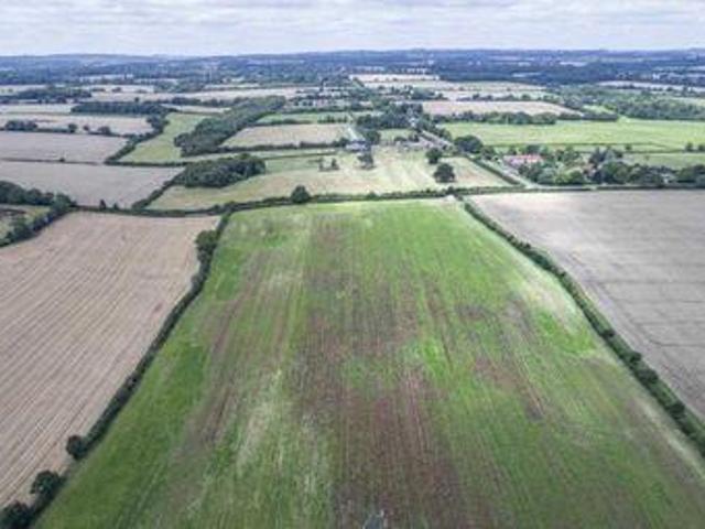 House for sale in Pouchen End, Hertfordshire
