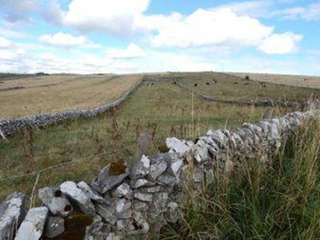 House for sale in Charlesworth, East Midlands