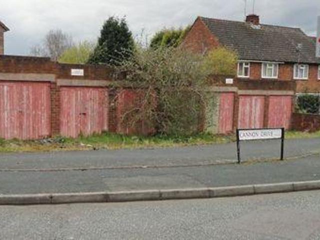House for sale in Bilston, West Midlands