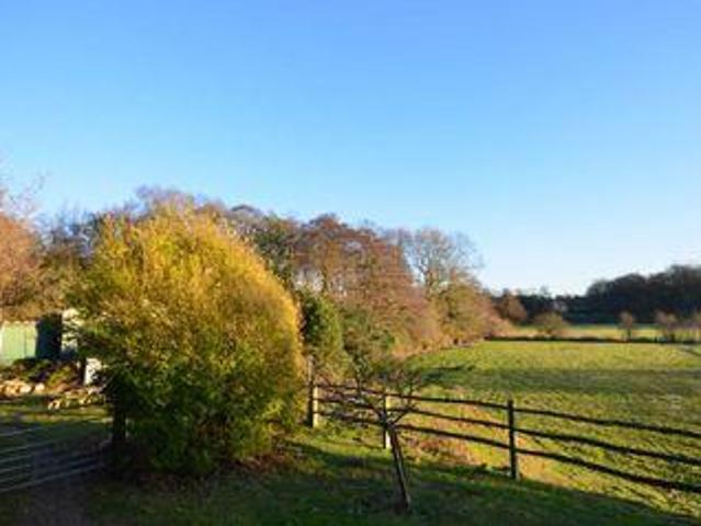 House for sale in Fole, Surrey