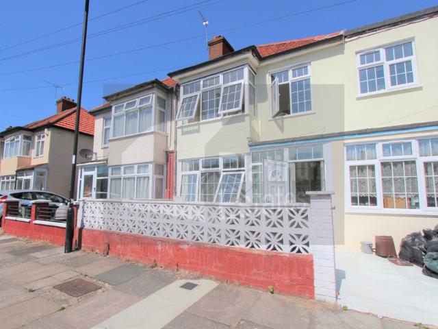 Apartment for rent in Edmonton, Greater London