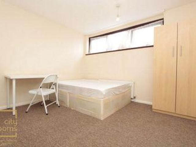 House for rent in Lyons, Greater London