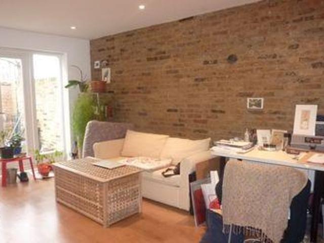 House for rent in Lyons, Greater London