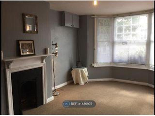 House for rent in Red Hill, Surrey