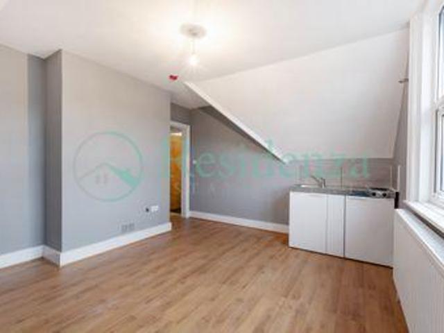 House for rent in Hillview, Surrey